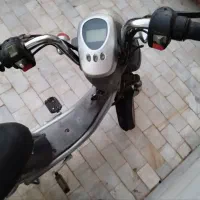 موتر برقی دندی، بدنه فابریک