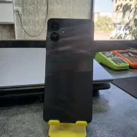 یک دستگاه سامسونگ A06