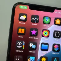 ایفون ۱۱ پرو مکس ch 256|موبایل|صدرا-فارس, فاز ۱|دیوار