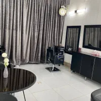 اجاره لاین سالن زیبایی (ماهانه و روزانه)