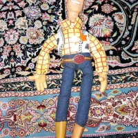 عروسک وودی