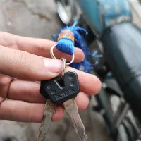 یاماها۱۰۰ خشک بیرنگ انجین طلا|موتورسیکلت|تبریز, |دیوار