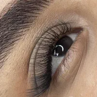 کاشت مژه رایگان