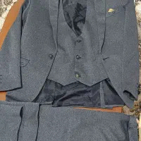 کت‌وشروار کاملا نو رنگ طوسی و سایز 38