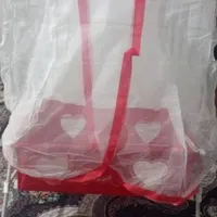 گهواره بچه، دوچرخه، لباس مجلسی