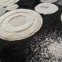 فرش سفید مشکی