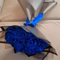 دسته گل رز و پول ارایی روز پدر مرد