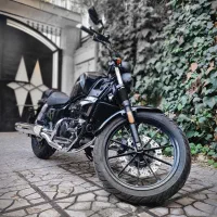 هیوسانگ آکویلا آکوئیلا ۱۴۰۲ در حد صفر مشکی هارلی