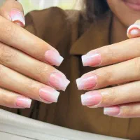 کاشت تخصصی ناخن با آف ویژه