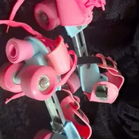 اسکیت ۴ چرخ فری سایز قابل تنظیم دخترانه