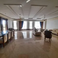 ۲۰۰متر _سالن پرده خور _نور مستقیم _بدون مشابه