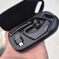 هدفون بلوتوثی پلی مدل voyager legend 50 uc