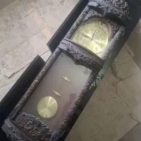ساعت دیواری در حد نو