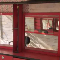 دکور و صندلی ارایشگاه