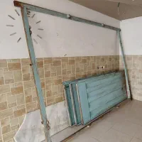 درب آهنی به همراه چارچوب