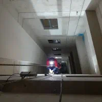 کار در ارتفاع با طناب عایق بندی وآب گریز نما|خدمات پیشه و مهارت|شیراز, گلدشت معالی‌آباد|دیوار