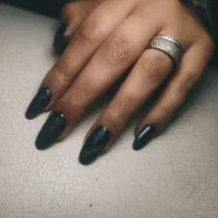 کاشت ناخن|خدمات آرایشگری و زیبایی|بروجرد, |دیوار