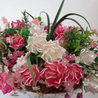 گل های خارجی بسیار زیبا دومدل|گل مصنوعی|کرمانشاه, |دیوار