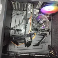 کیس گیمینگ نسل 9 i5وRX580  تمیز، قدرتمند