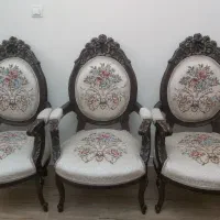 مبلمان کلاسیک طرح فرحی بهمراه میز نهار خوری 8نفره|مبلمان خانگی و میز عسلی|تهران, تهرانپارس جنوبی|دیوار