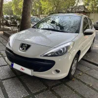 پژو 207 سقف شیشه ای مدل ۱۴۰۳ تمیز