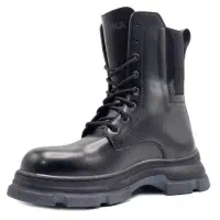 بوت مردانه برند BERESHKA