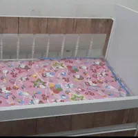 تخت خواب بچگانه دو منظوره|تخت و صندلی بچه|دزفول, |دیوار