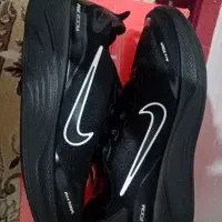 کتونی بزرگپا لژ5نیم سانت سایز 44.45.46 و لباس