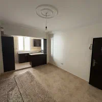 ۷۰متر۲خواب در حد نوساز *تک واحدی *آسانسور