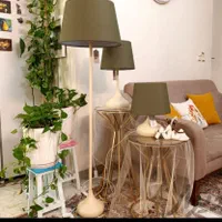 آباژور کوتاه چراغ خواب ایستاده کنارسالنی|چراغ خواب و آباژور|تهران, بازار|دیوار