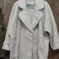 چندعدد پالتو و لباس گرم رایگان