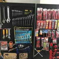 فروش ابزار ، یراق و لوازم آتش نشانی