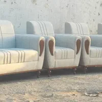 مبل و جلو مبلی رنگ بندی دارد|مبلمان خانگی و میز عسلی|کاشمر, |دیوار