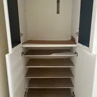 جاکفشی و جا لباسی