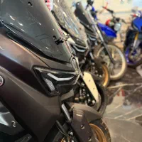 یاماها NMAX|موتورسیکلت|شیراز, شیشه‌گری|دیوار