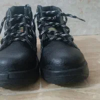 فروش ۵ جفت کفش کار برند نگهبان