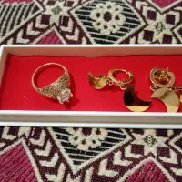 انگشتر و گوشواره رنگ ثابت
