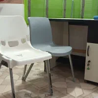 میز و صندلی در حد نو