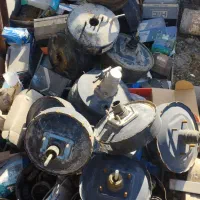 لوازم پمپ وبوستر ترمز و لنت پراید ونیسان پژو و...