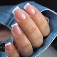 کاشت ناخن حرفه ای تخفیف فوق‌العاده