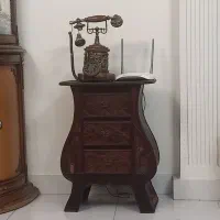 میزتلفن سنتی