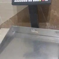 ترازو ۵۰ کیلیویی