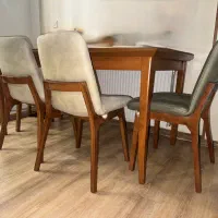 میز نهار خوری شش نفره در حد نو