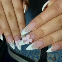 کاشت و ترمیم ناخن