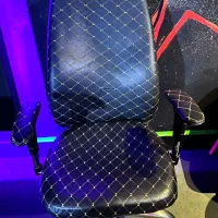 صندلی|صندلی و نیمکت|قم, فرهنگیان و شهربانی|دیوار