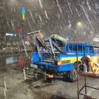 خودروبر چرخ گیر یدک کش جرثقیل امدادخودرو شبانه روز