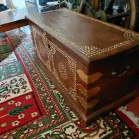صندوق قدیمی بسیار زیبا|کلکسیون اشیاء عتیقه|بندر گناوه, |دیوار