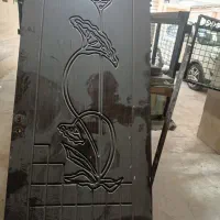 تعدادی در اتاقی