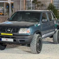 نیسان پیکاپ مدل۸۱