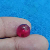 نگین یاقوت قدیمی سرخ باسختی۹به وزن۱۲قیراط۵۰۰سوت